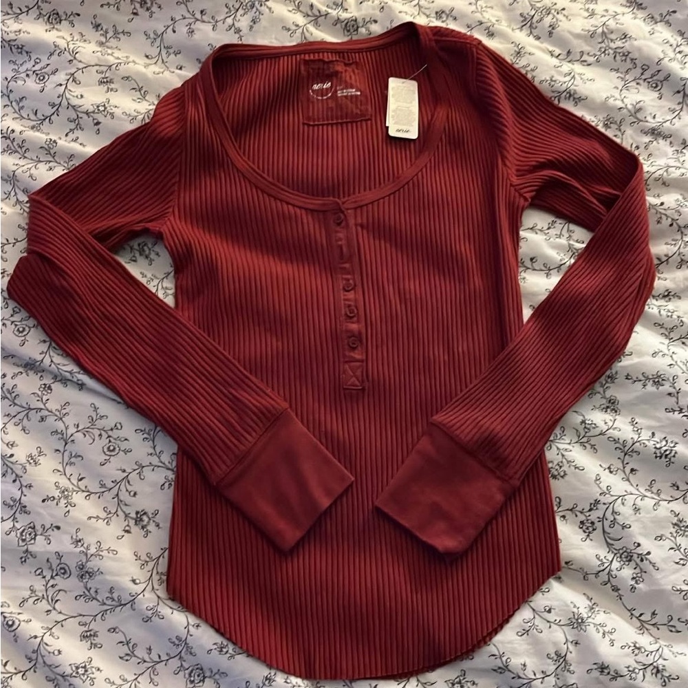 Women's Ribbed Long Sleeve Aerie Top - Burgundy